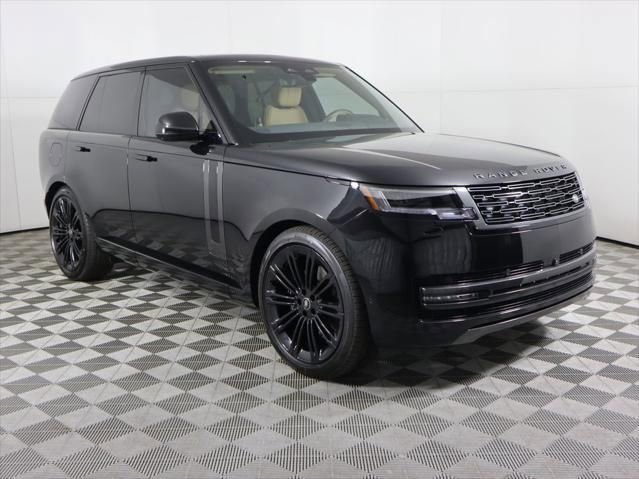 New 2025 Land Rover Range Rover SE image 3