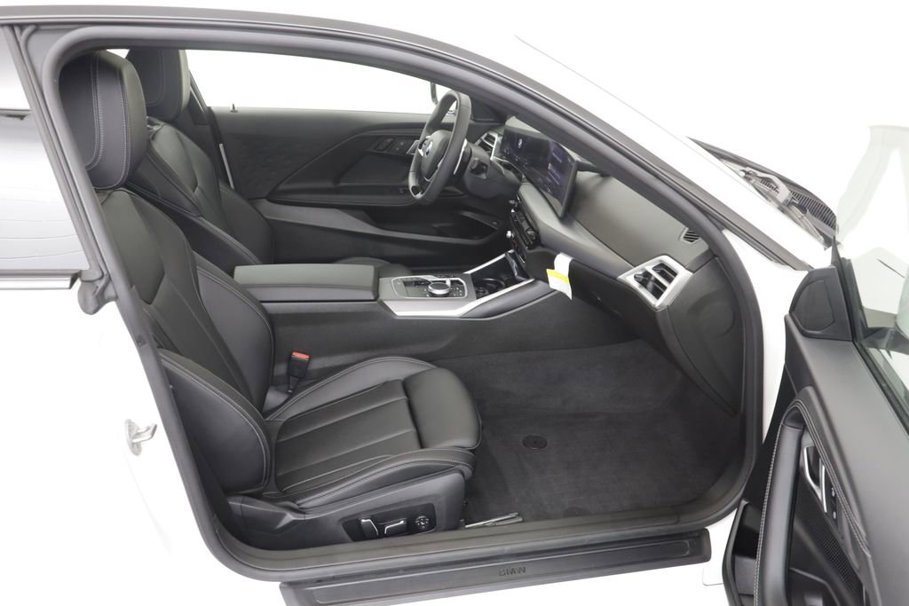 Certified 2025 BMW 230i xDrive Coupe w/ Convenience Package image 19