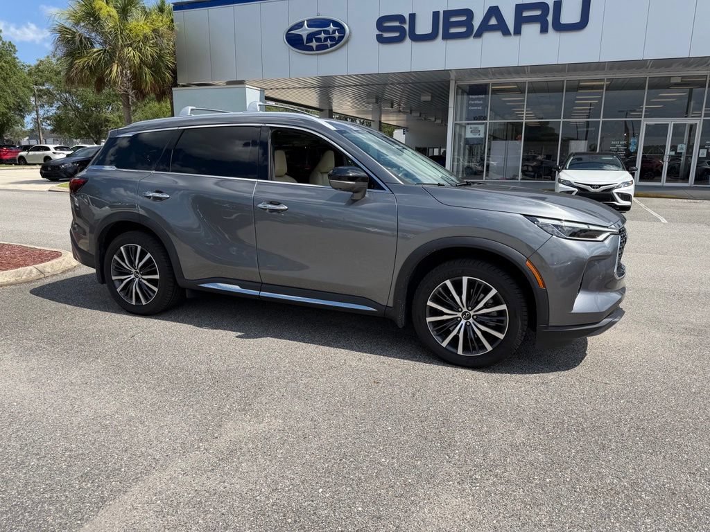 Used 2023 INFINITI QX60 Sensory w/ Vision Package