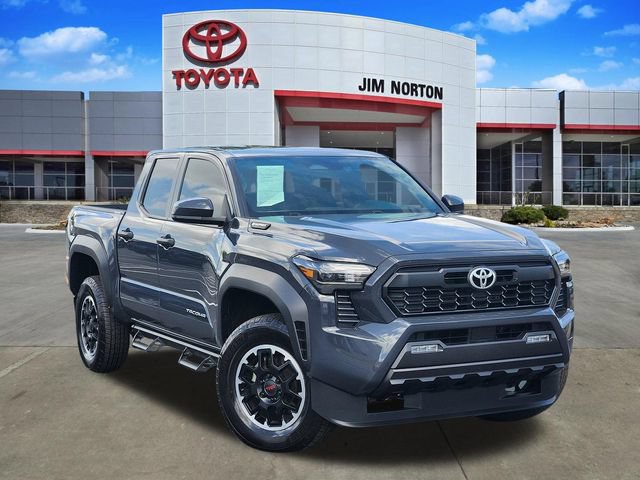 Used 2024 Toyota Tacoma TRD Off-Road AWD/4WD image 1