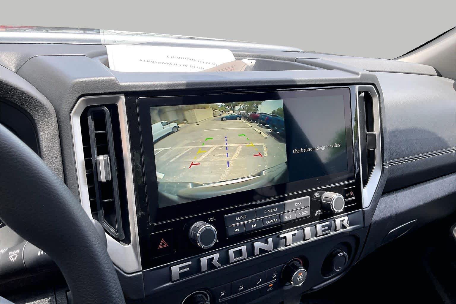 Used 2025 Nissan Frontier SV RWD image 21
