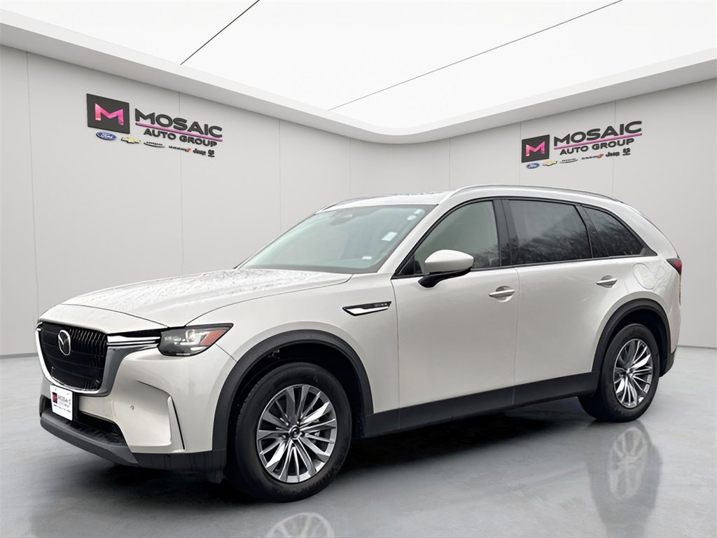 Used 2025 MAZDA CX-90 3.3 Turbo w/ Preferred Package image 3