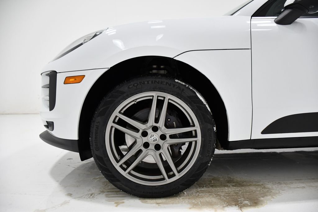 Used 2021 Porsche Macan image 7