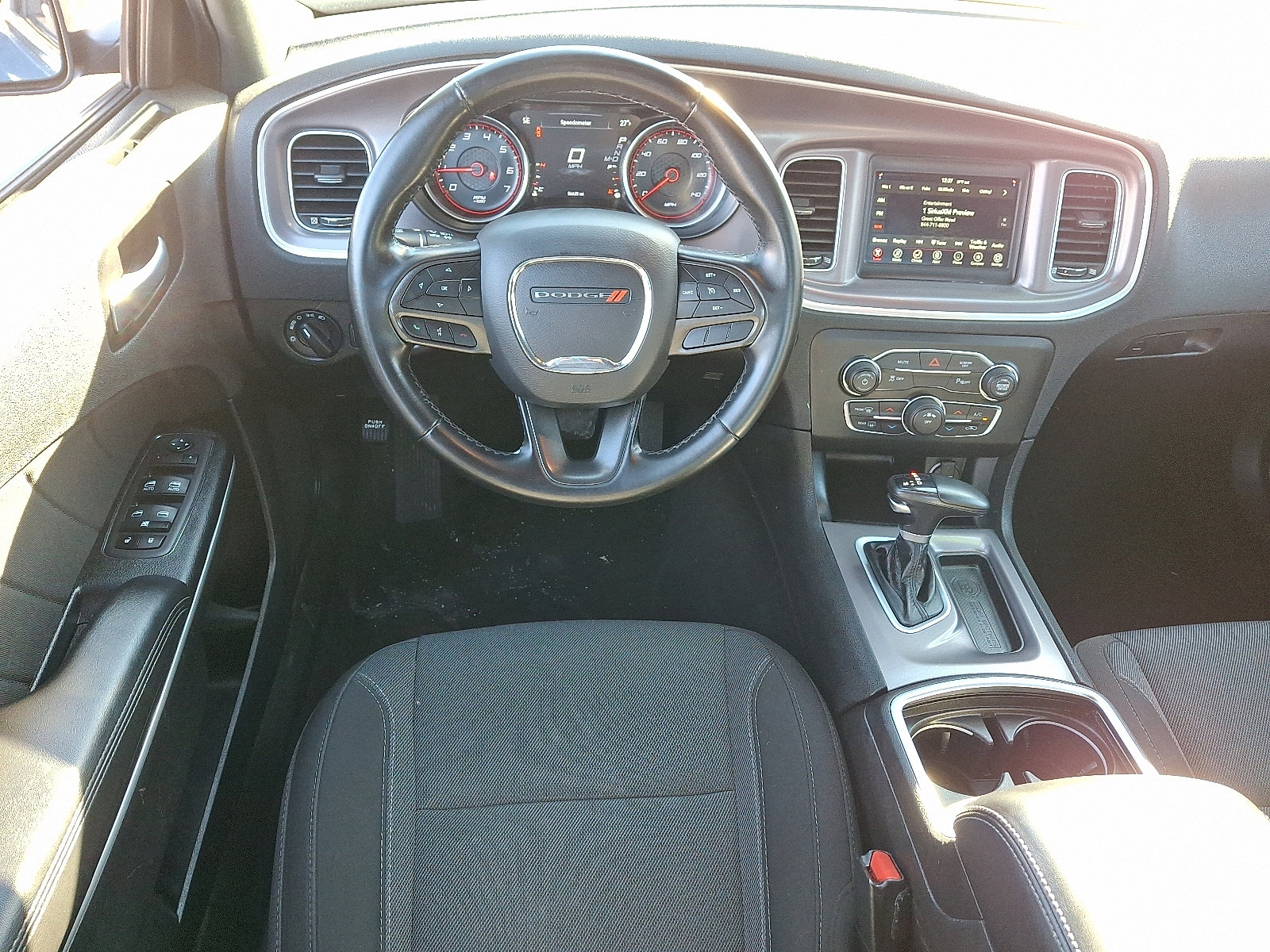 Used 2022 Dodge Charger SXT image 12