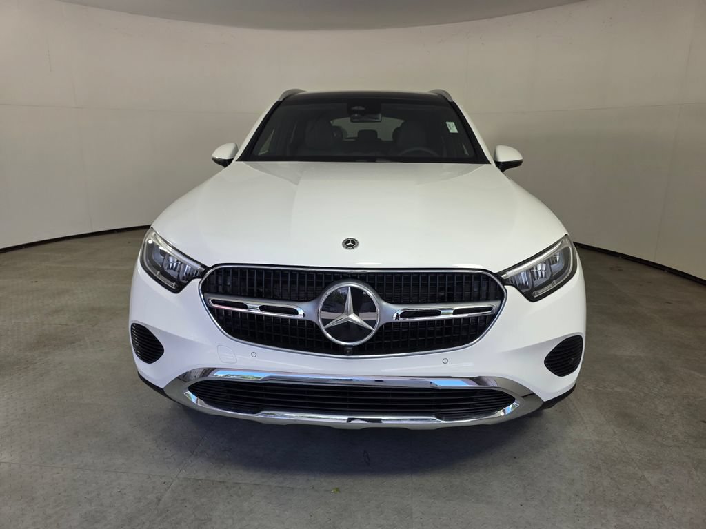 New 2026 Mercedes-Benz GLC 300 image 2