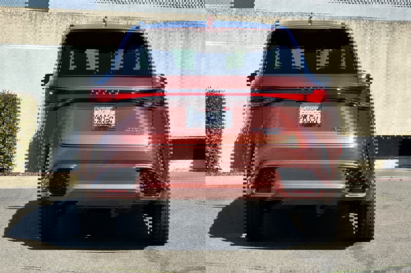 Used 2024 Lexus RX 500h F Sport w/ Convenience Package image 8