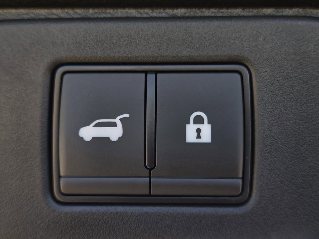 New 2026 Nissan Rogue SV image 9