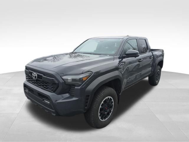 Used 2024 Toyota Tacoma TRD Off-Road w/ TRD Off Road Premium Package image 11