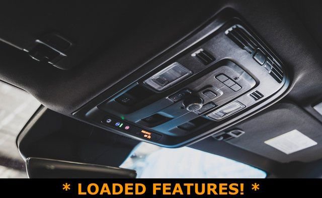 Used 2022 Cadillac Escalade Sport w/ LPO, ONYX Package image 29