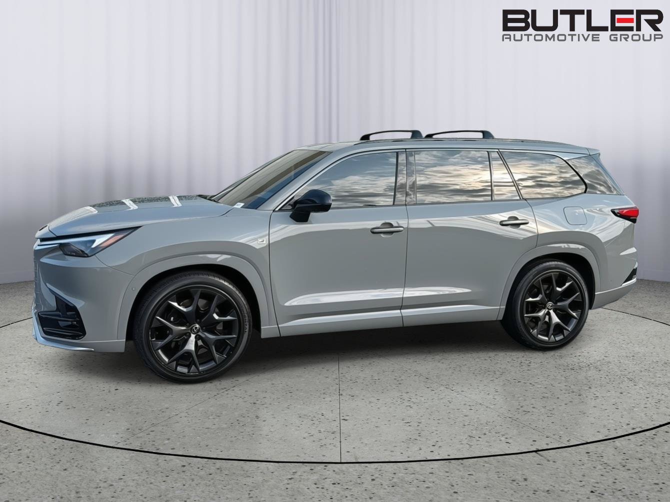 Certified 2025 Lexus TX 500h AWD w/ Technology Package image 3