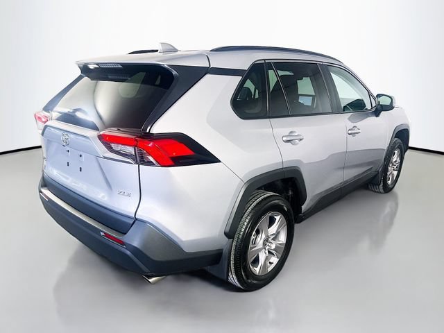 Used 2025 Toyota RAV4 XLE w/ Convenience Package FWD image 8