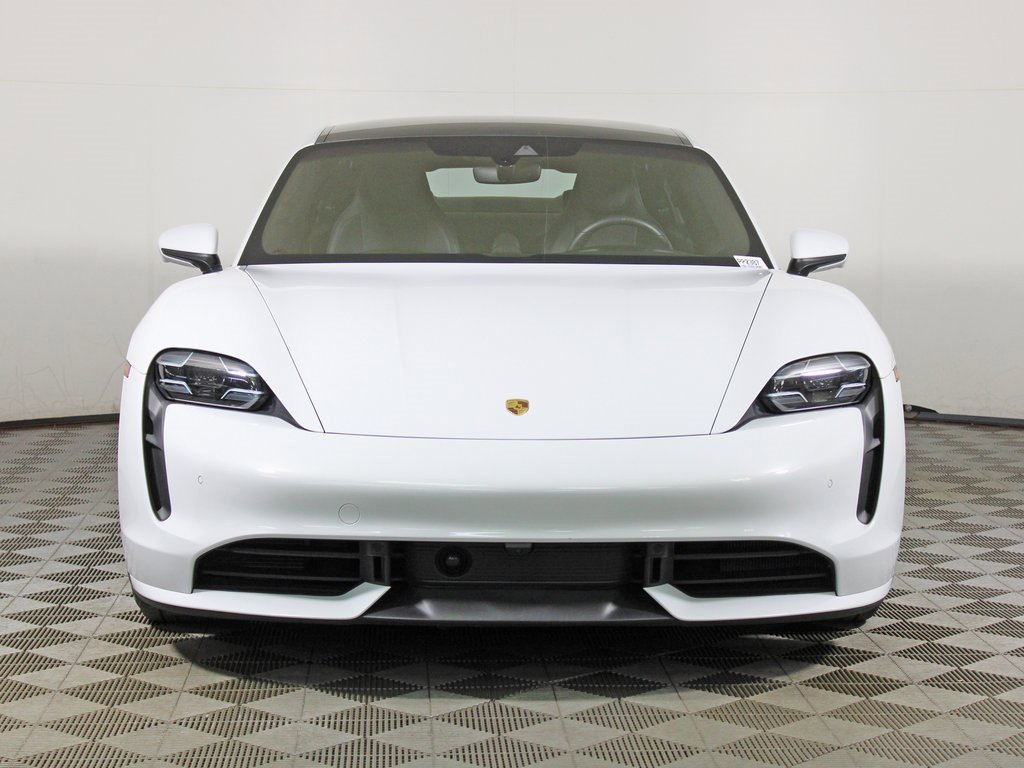 Used 2020 Porsche Taycan Turbo image 10