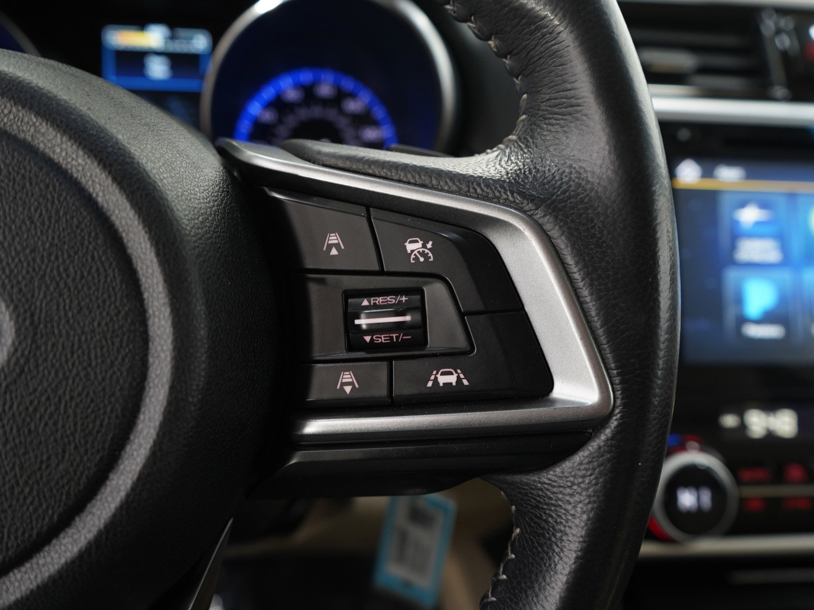 Used 2019 Subaru Outback 2.5i Premium image 25