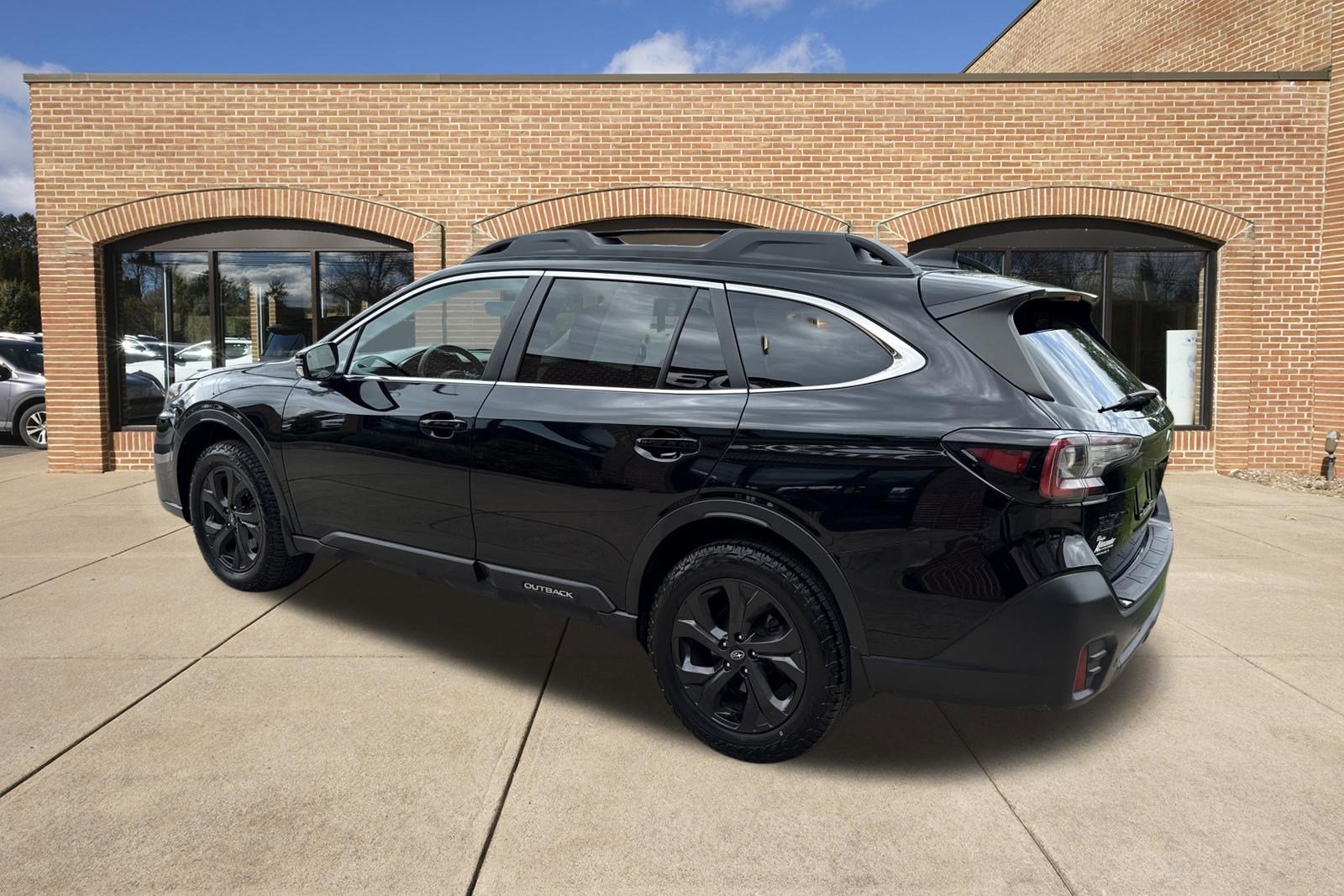 Used 2020 Subaru Outback Onyx Edition XT w/ Popular Package #2 AWD/4WD image 10