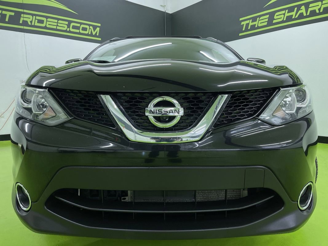 Used 2018 Nissan Rogue Sport SL image 3