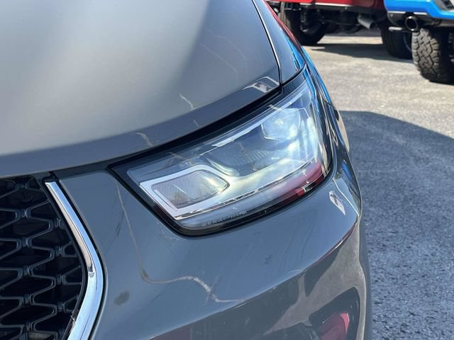 Used 2025 Chrysler Pacifica Select FWD image 9