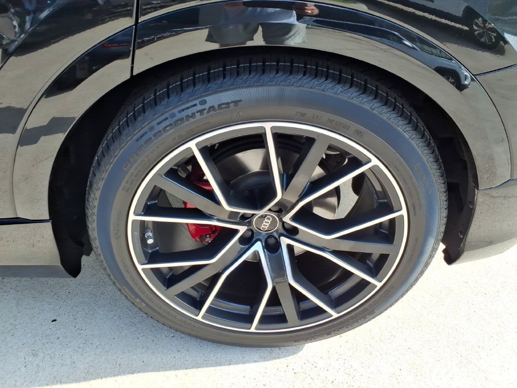 Used 2022 Audi SQ8 Prestige w/ Prestige Package AWD/4WD image 21