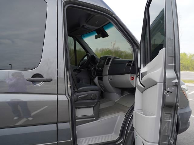 Used 2018 Mercedes-Benz Sprinter 2500 image 16