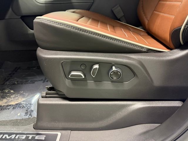 New 2026 GMC Sierra 1500 Denali Ultimate AWD/4WD image 13