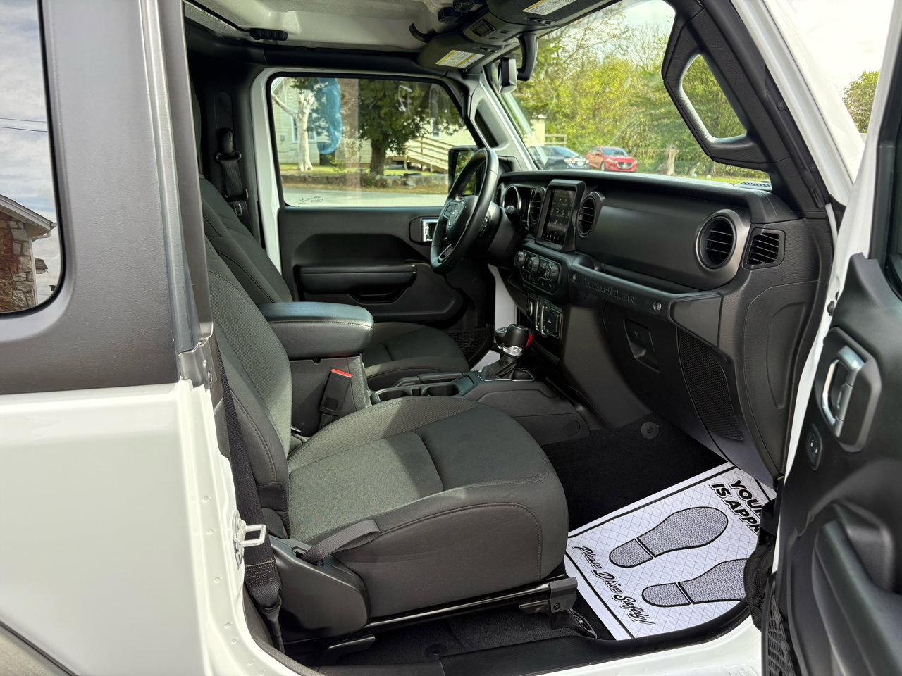 Used 2022 Jeep Wrangler Sport image 24