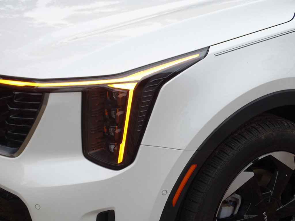 Used 2025 Kia Sorento SX Prestige image 32