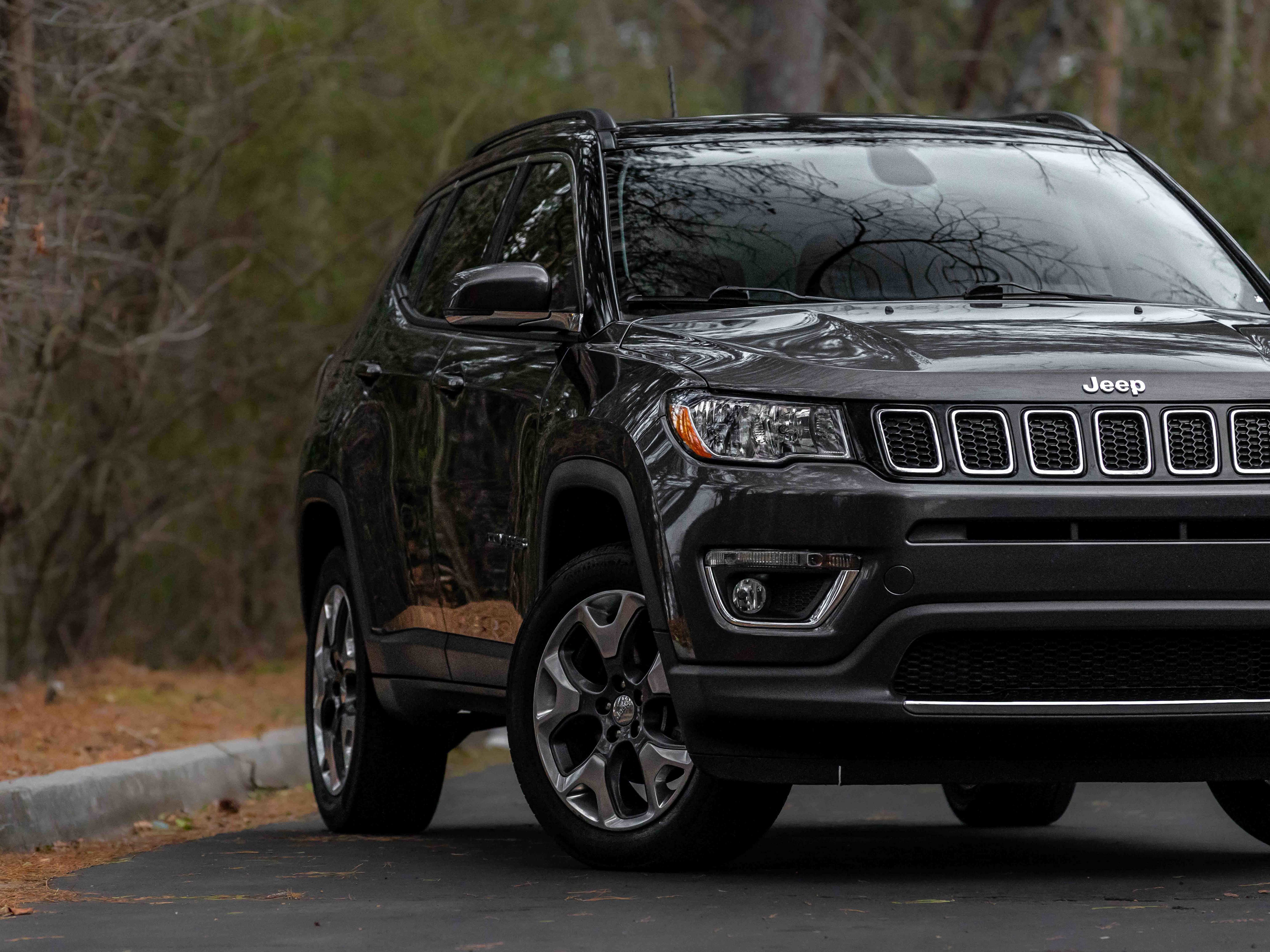 Used 2020 Jeep Compass Limited image 27