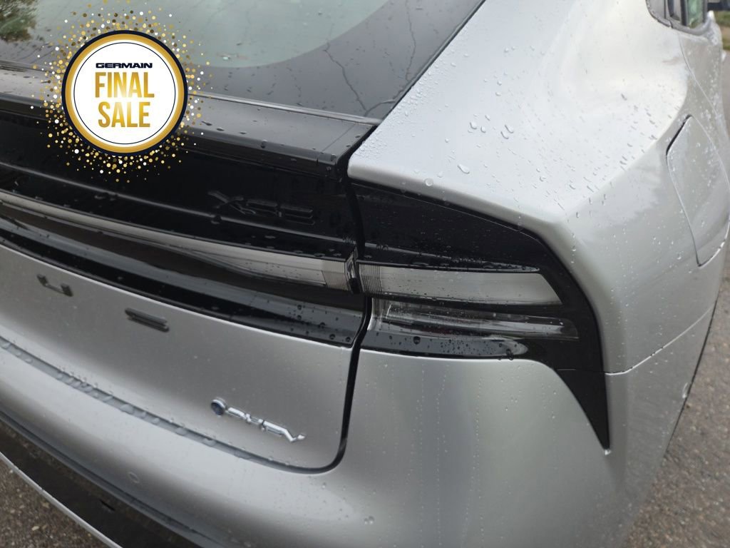 New 2026 Toyota Prius Plug-In Hybrid image 14