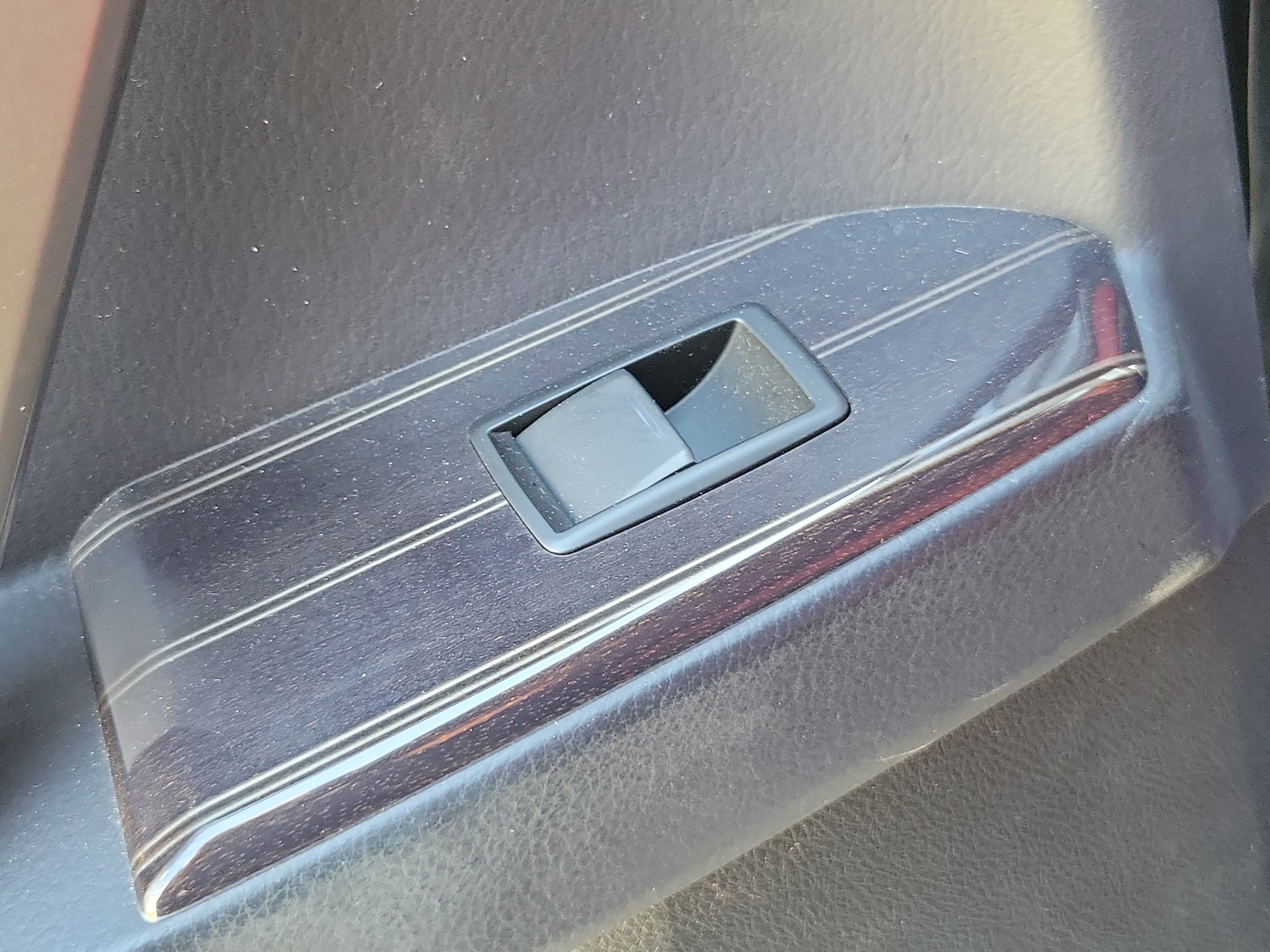 Used 2021 Lexus GX 460 Premium w/ Premium Package image 11