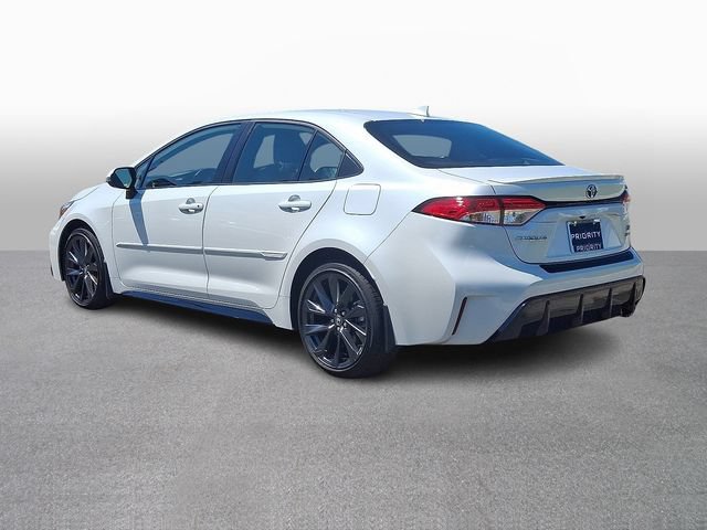Used 2025 Toyota Corolla SE FWD image 6