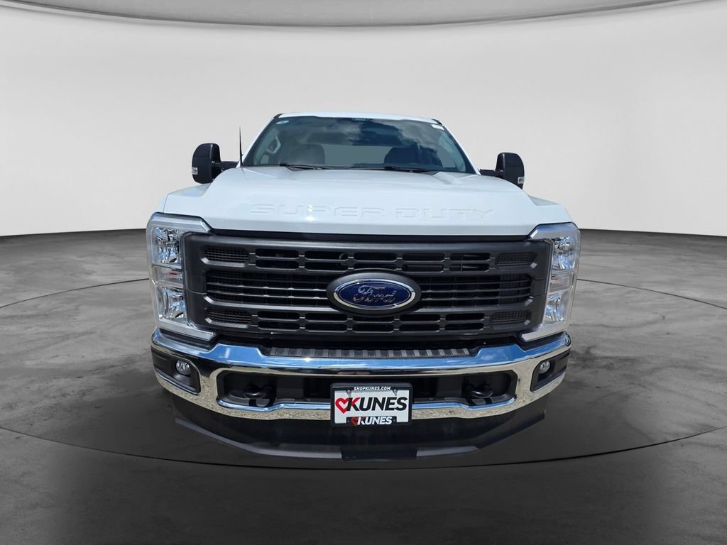 New 2026 Ford F350 XL w/ XL Chrome Package AWD/4WD image 2