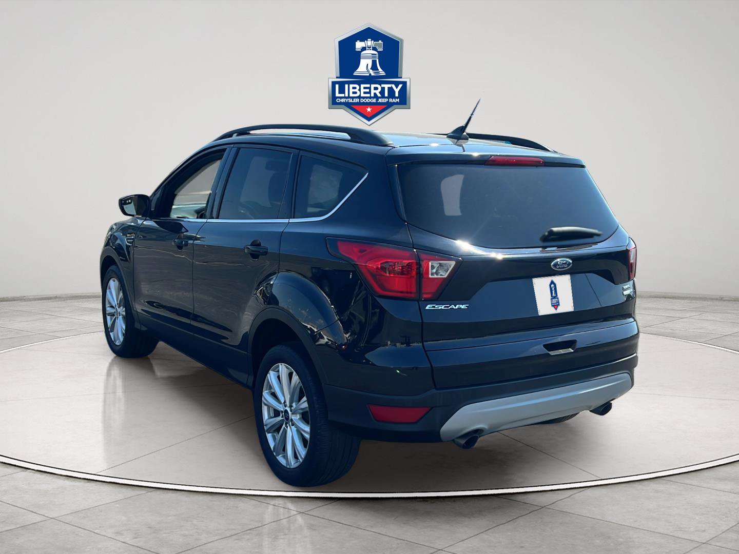 Used 2019 Ford Escape SEL AWD/4WD image 26