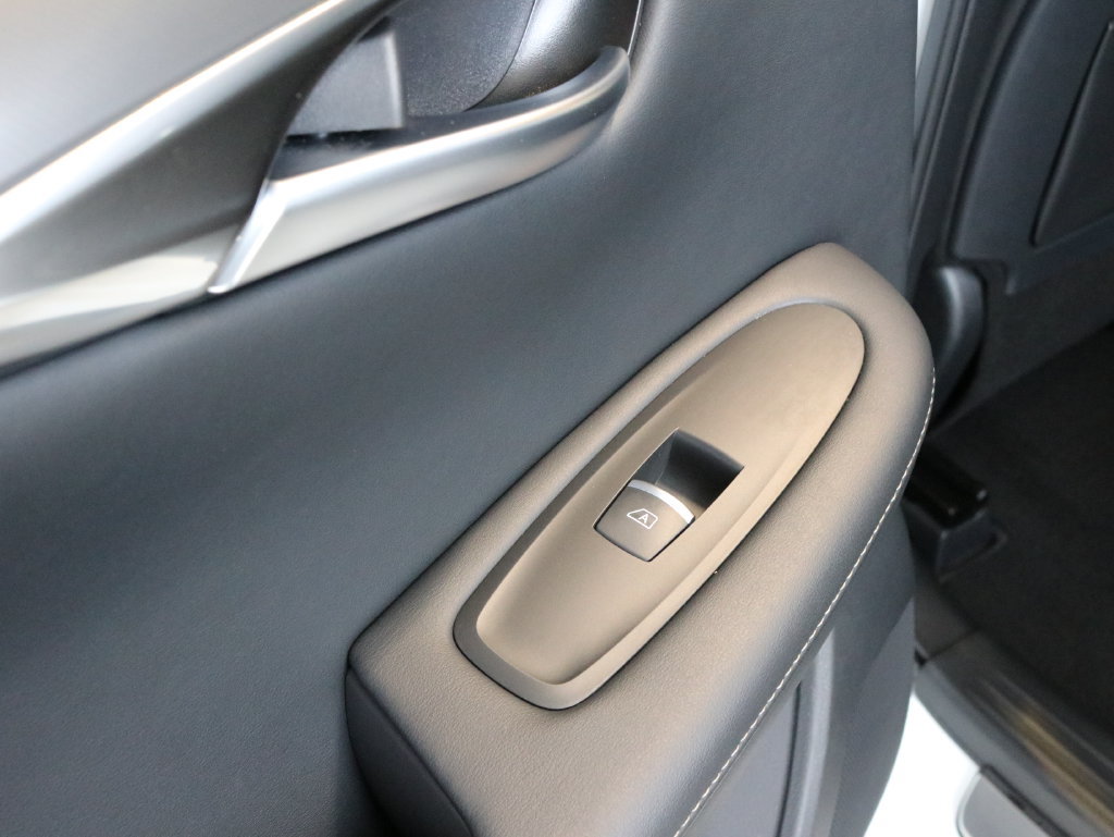 Certified 2025 INFINITI QX50 Luxe AWD/4WD image 30