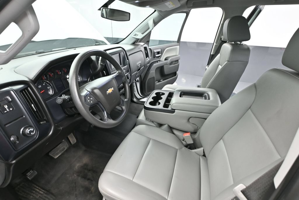 Used 2018 Chevrolet Silverado 2500 W/T RWD image 17