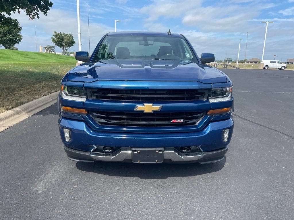 Used 2017 Chevrolet Silverado 1500 LT w/ All Star Edition AWD/4WD image 8