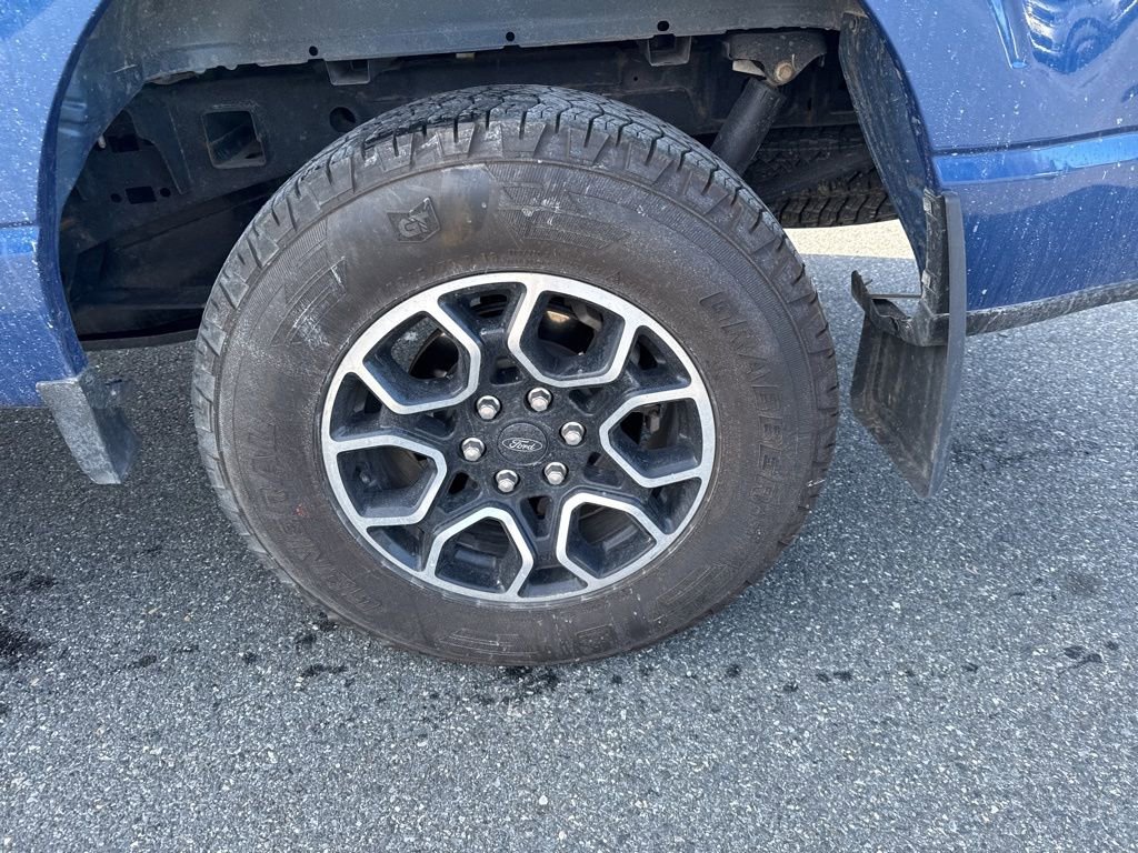 Certified 2022 Ford F150 XLT w/ Equipment Group 302A High image 9