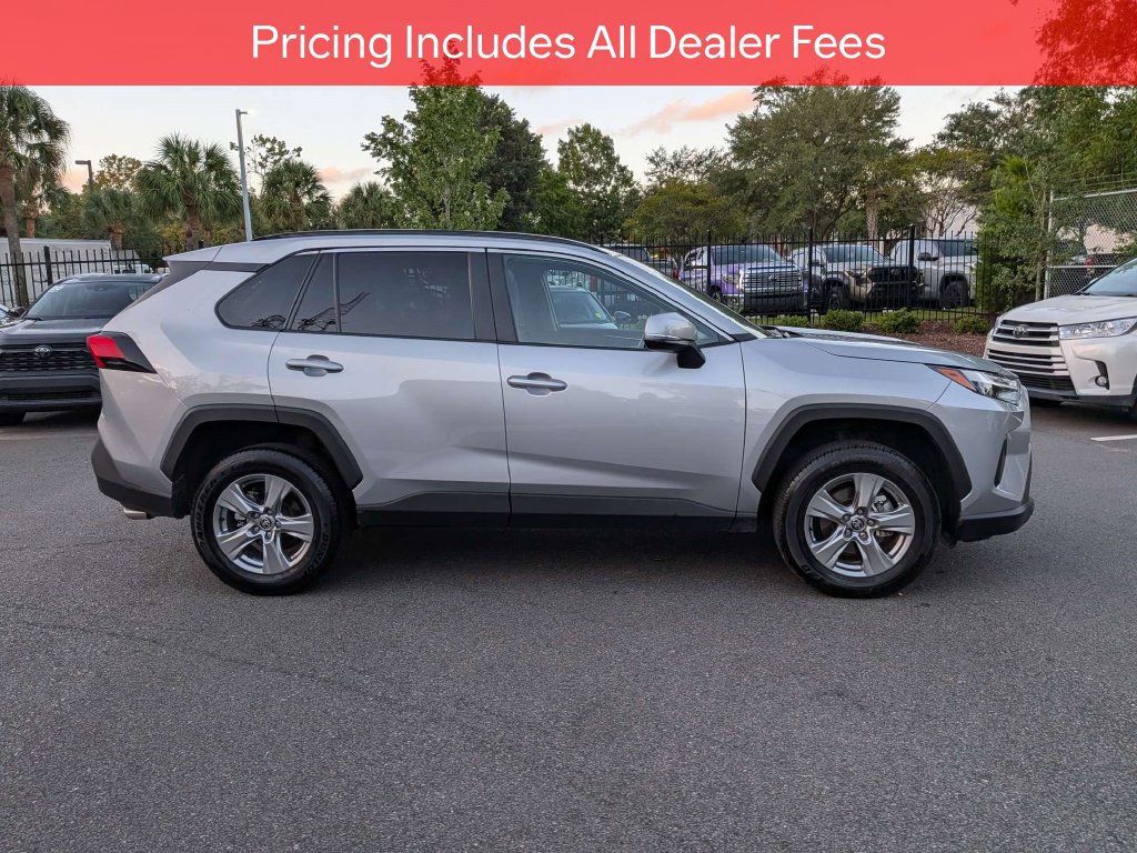 Certified 2025 Toyota RAV4 XLE FWD image 4