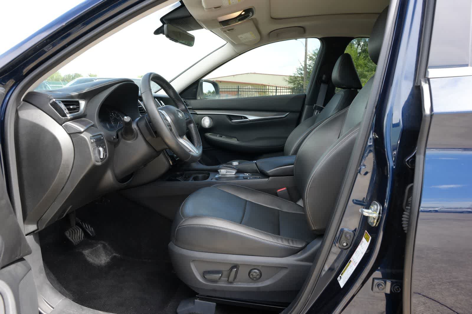 Certified 2023 INFINITI QX50 Luxe AWD/4WD image 16