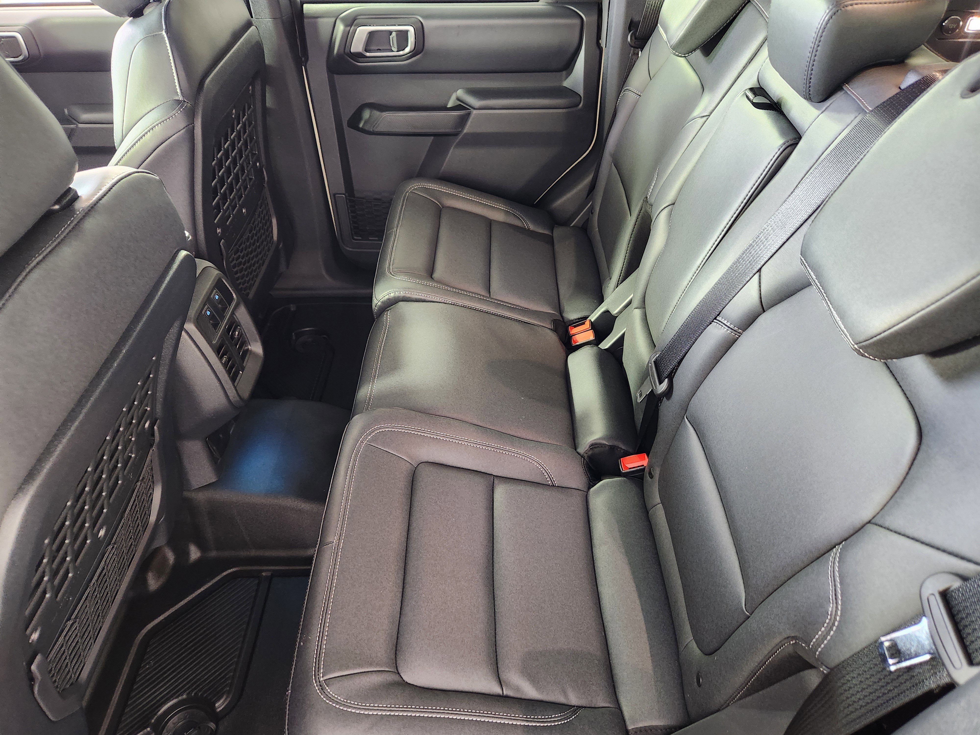 New 2026 Ford Bronco Outer Banks image 14