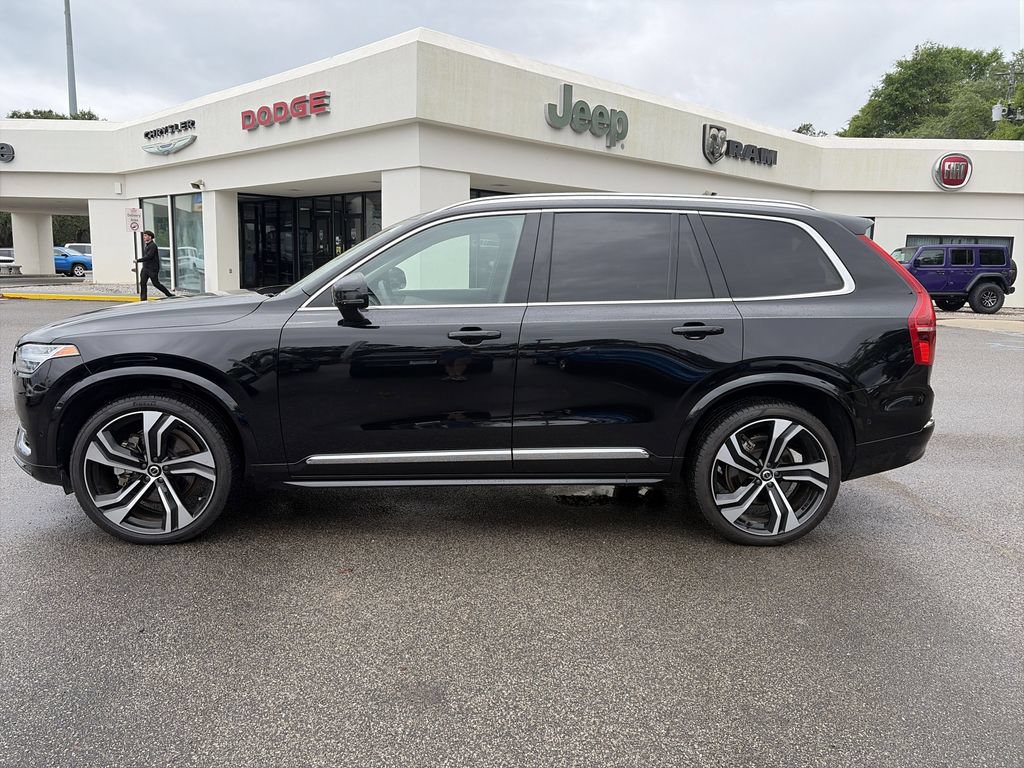 Used 2024 Volvo XC90 B6 Ultimate w/ Protection Package Premier AWD/4WD image 3