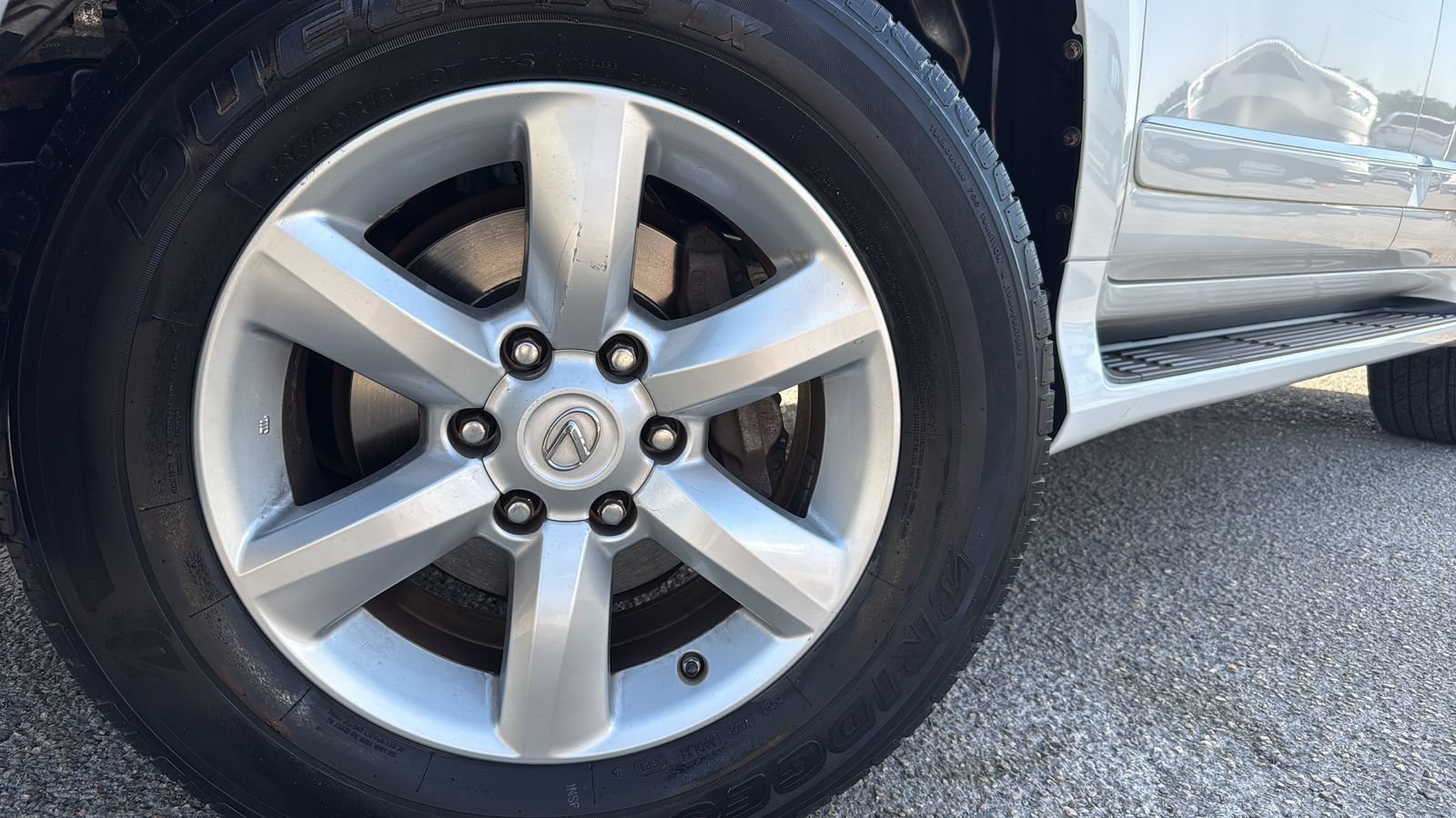 Used 2018 Lexus GX 460 w/ Navigation Package AWD/4WD image 28
