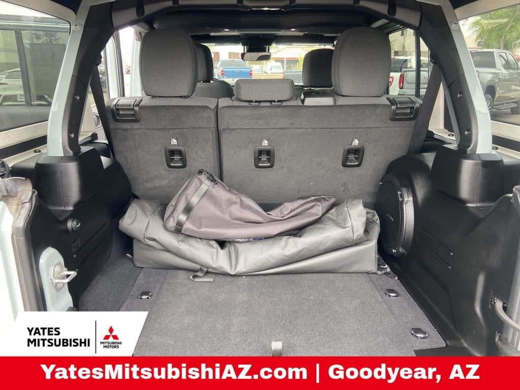 Used 2024 Jeep Wrangler Unlimited Sahara w/ Technology Group image 22