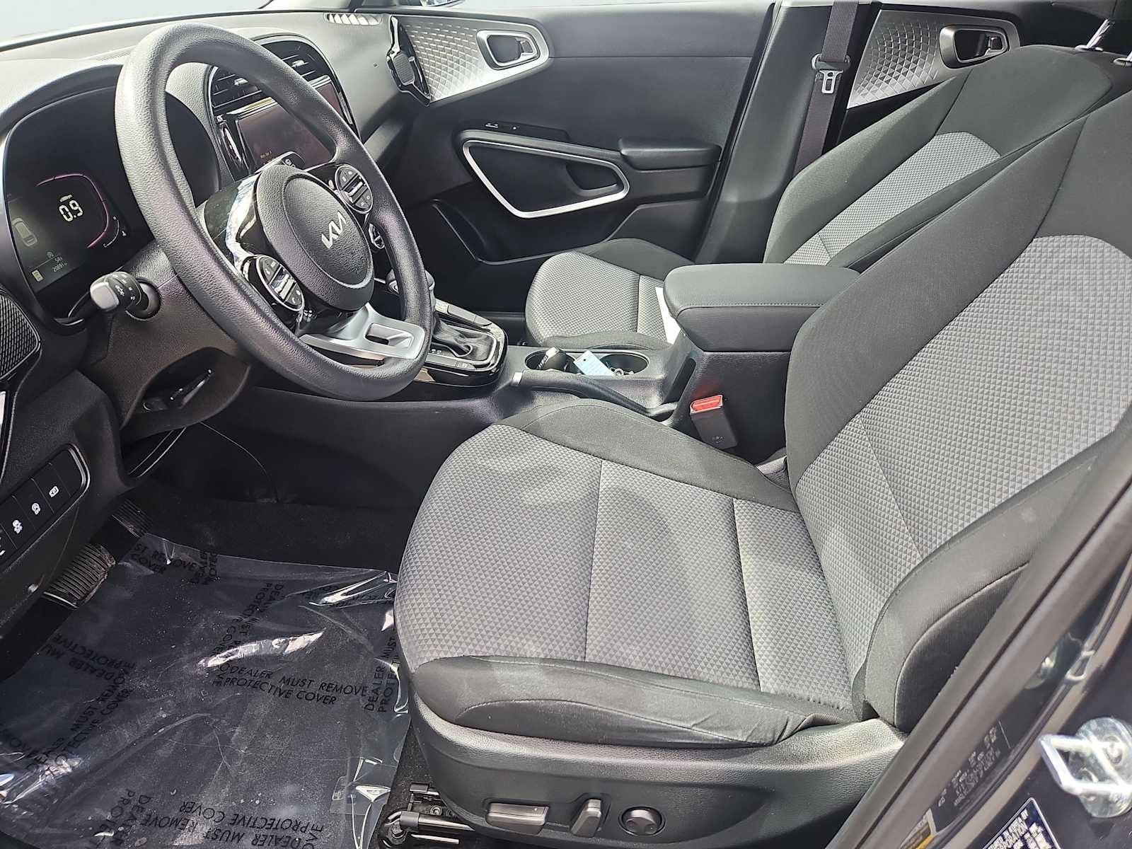 Used 2023 Kia Soul S image 27