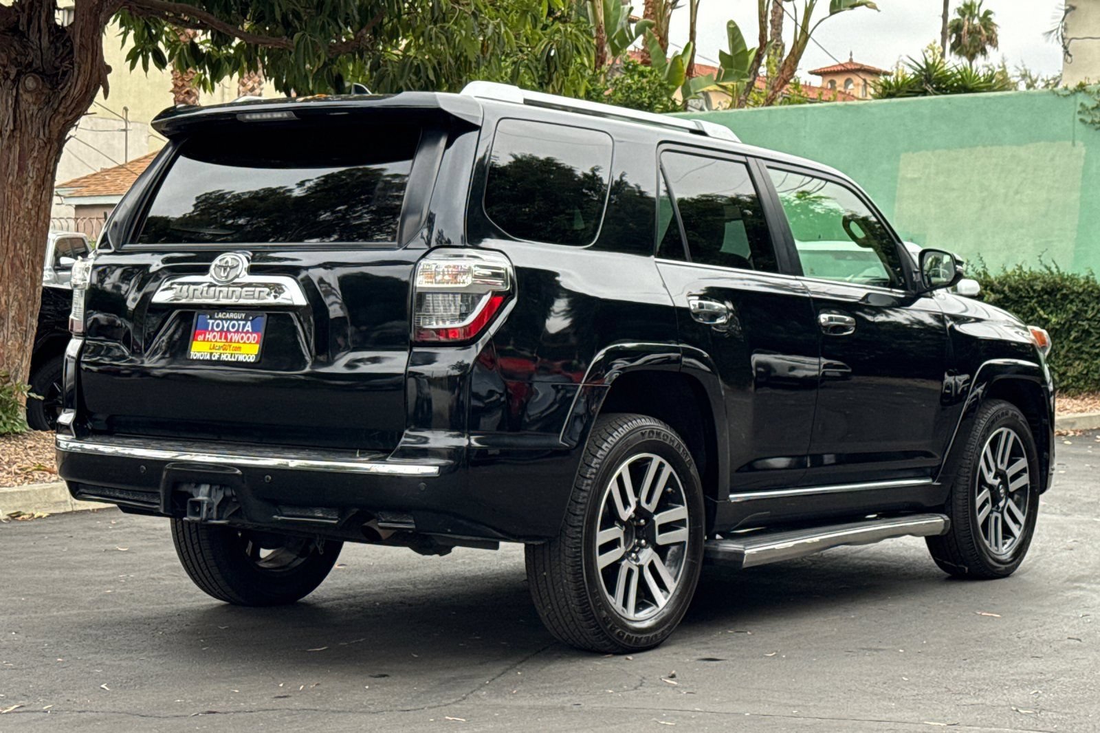 Used 2016 Toyota 4Runner Limited AWD/4WD image 4
