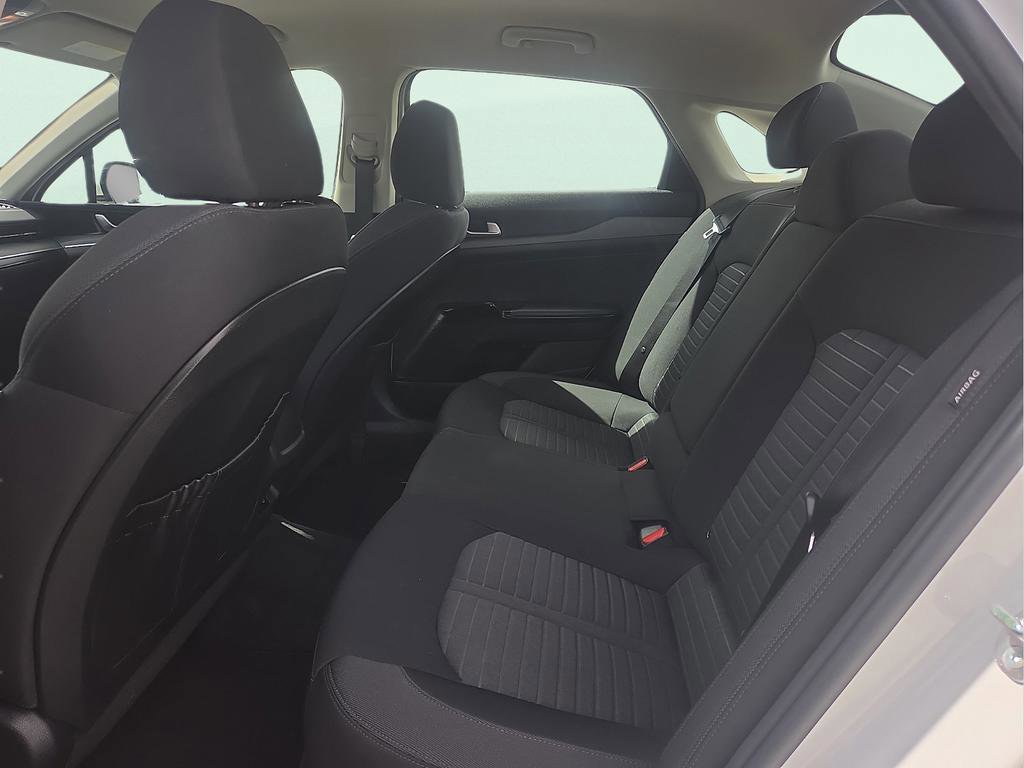 Used 2025 Kia K5 LXS FWD image 8