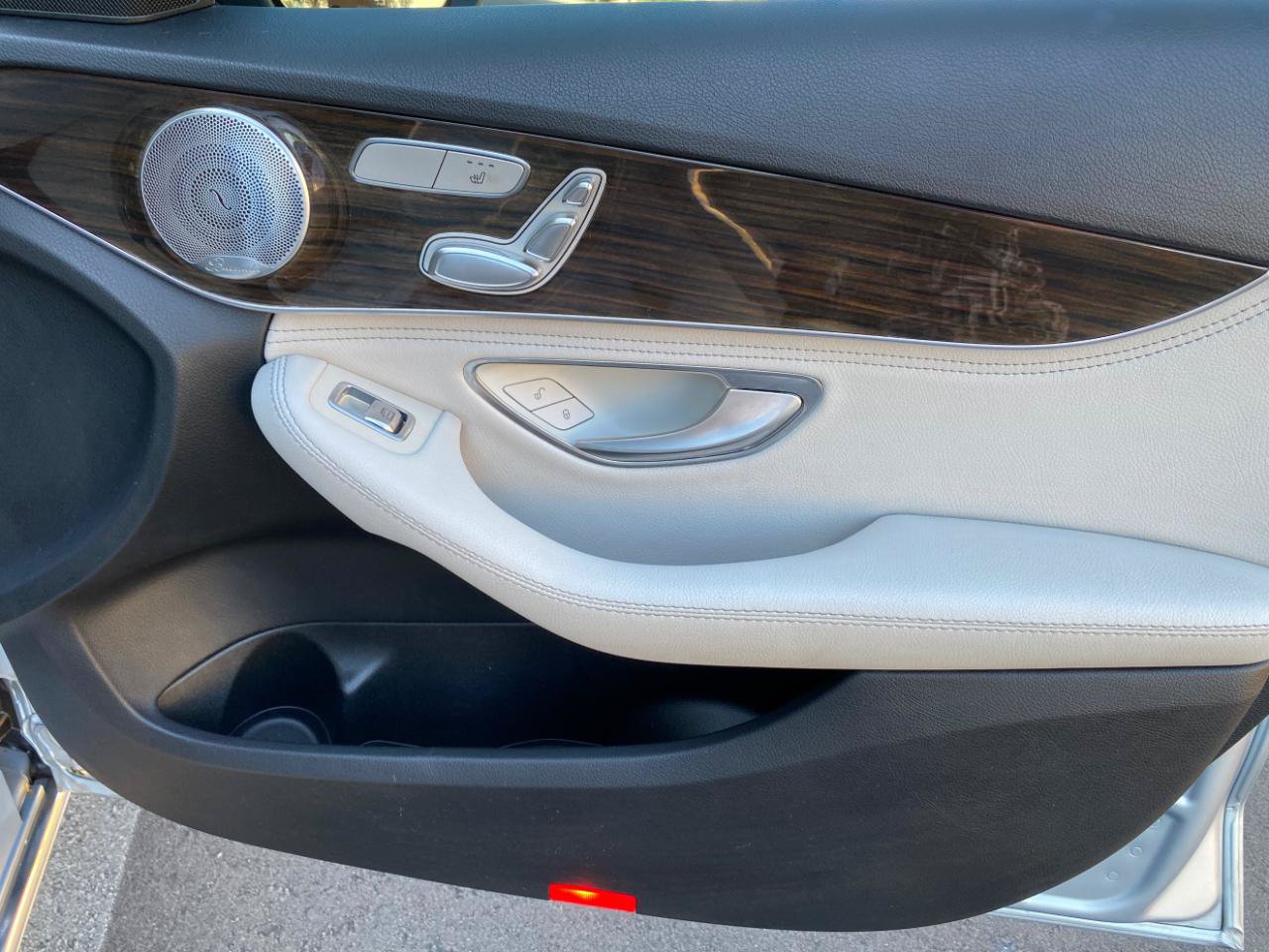 Used 2015 Mercedes-Benz C 300 Sedan image 45