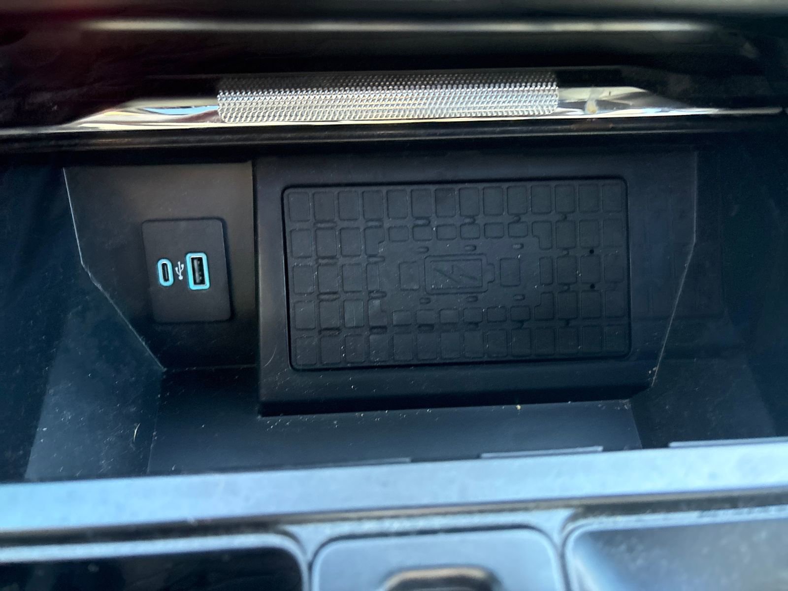 Used 2023 Ford F150 Raptor w/ Raptor Carbon Fiber Package image 12