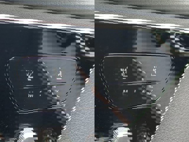 Used 2025 Mercedes-Benz C 300 C 300 image 21