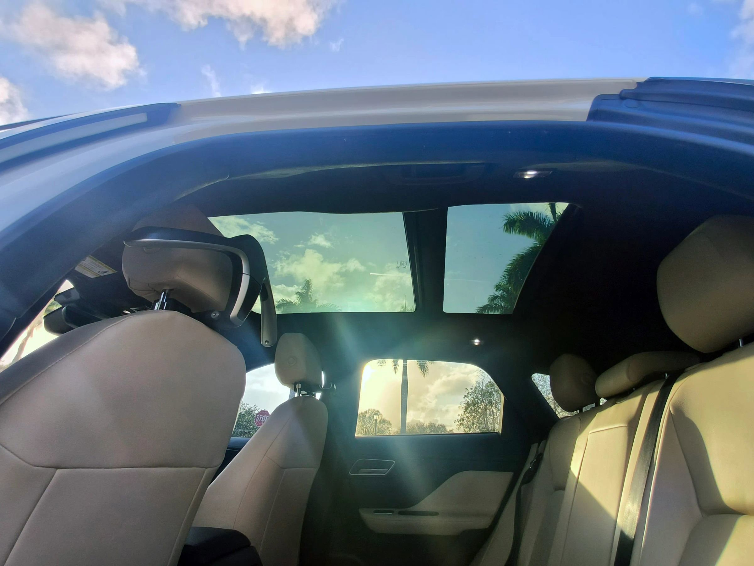 Used 2019 Jaguar F-PACE Premium image 10