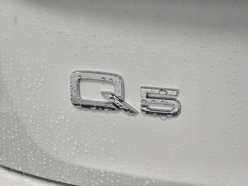 Certified 2025 Audi Q5 2.0T Premium w/ Convenience Plus Package image 33
