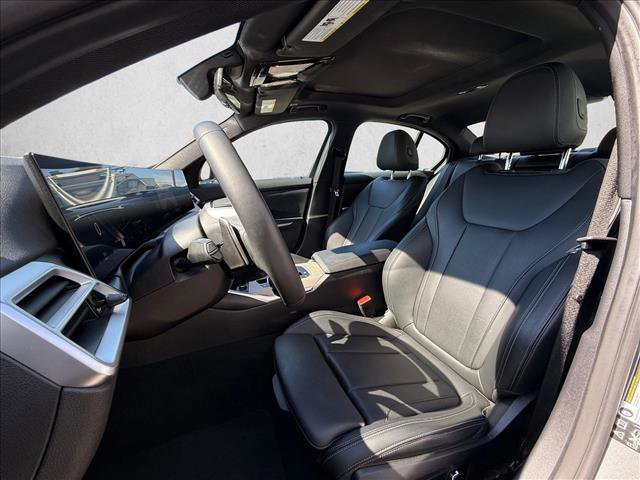Used 2025 BMW 330i xDrive Sedan image 16